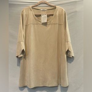 NWT - Beautiful And Luxurious Bou Jeloud Made By Suede Top - Size Large